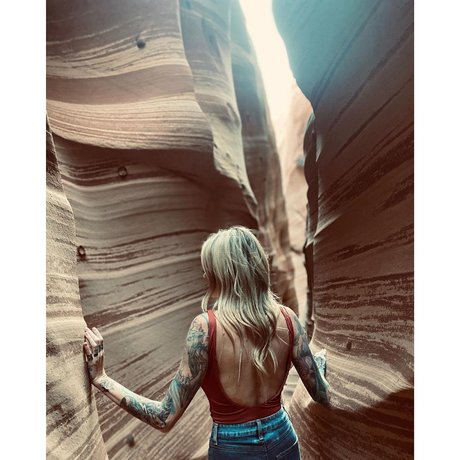 ohioliz art pornstar photo