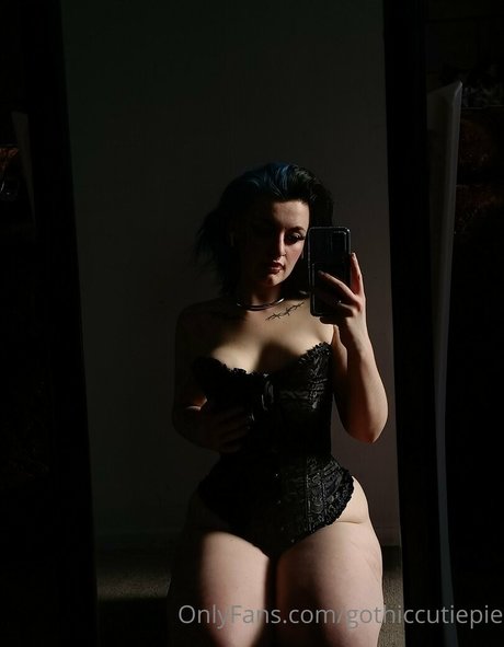gothiccutiepie pornstar perfect img