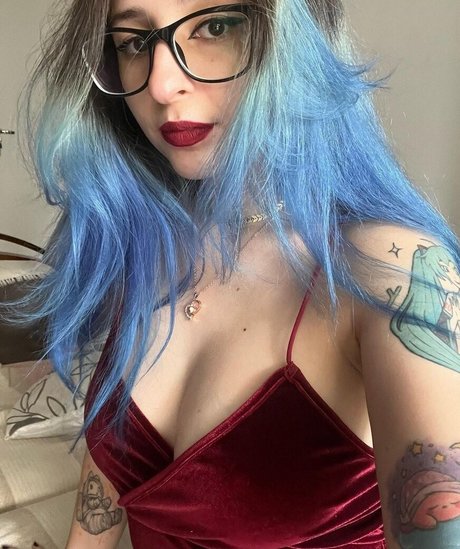 Lumineon porn model images