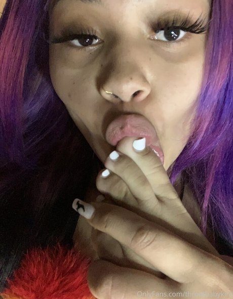 throatbabykira beautiful model pics