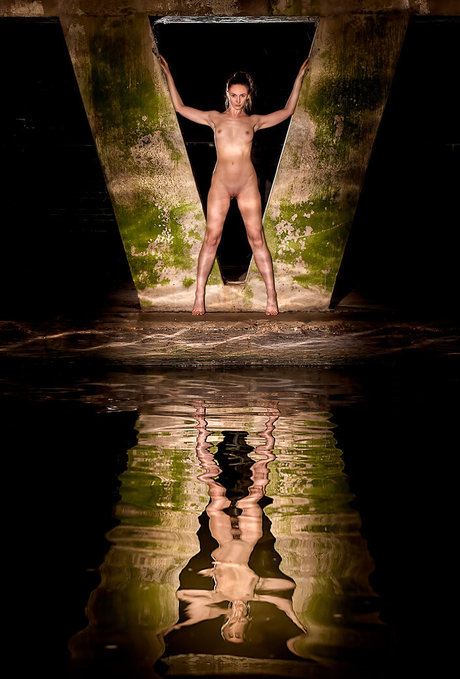 Beth Kate Taylor high quality star pics