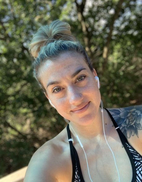 badasstxmama sexy star pictures