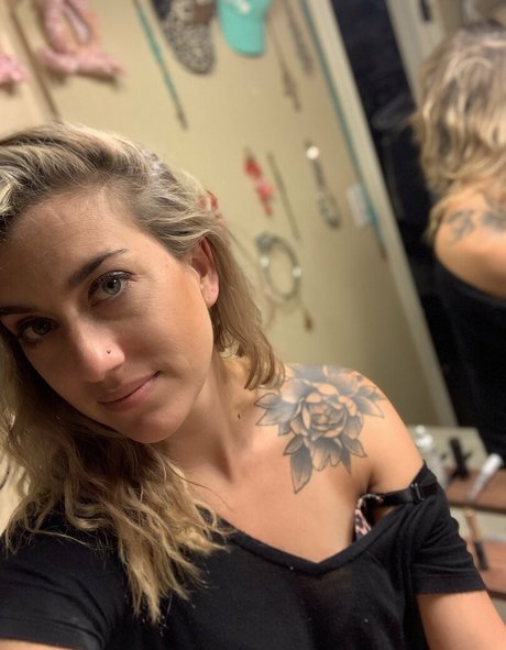 mature solo onlyfans sex galleries