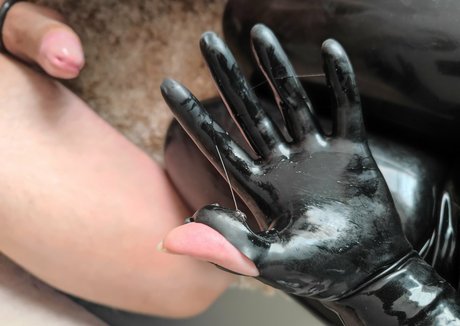 Madame Alaska star naked photos