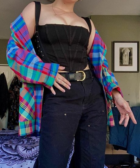 Casey Lee Williams model sex images