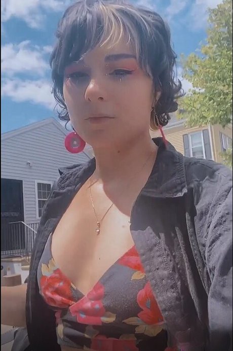 Casey Lee Williams top model img