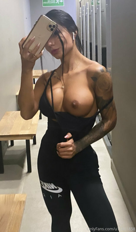 Diana Rivera sexy model gallery