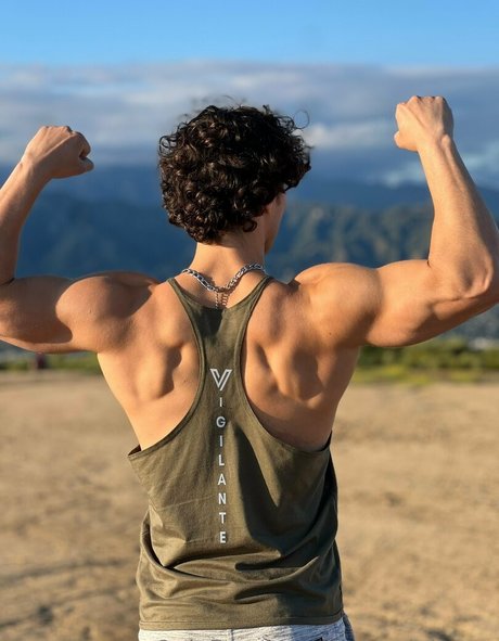 petervigilante model art pictures