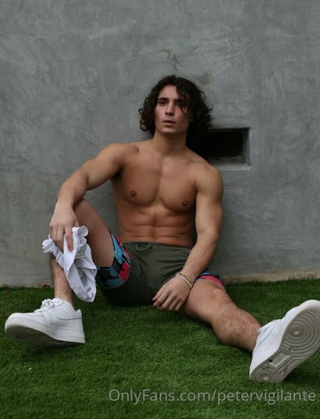 petervigilante model adult pic