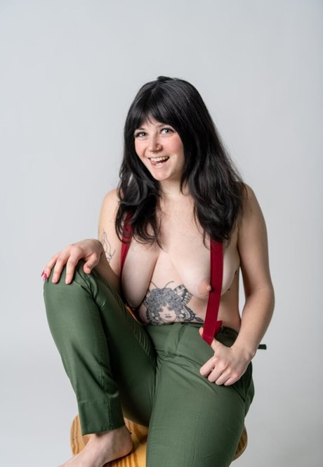 Heather Harvey sex star gallery