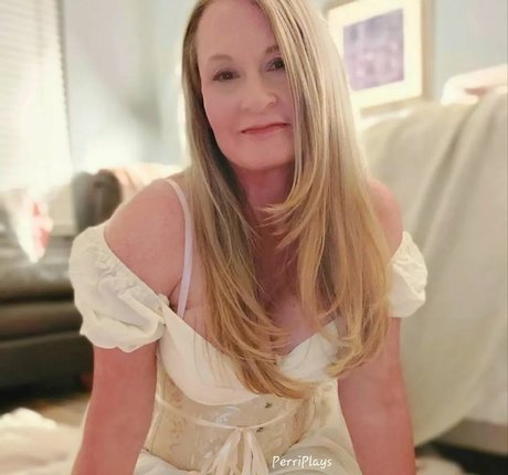 PerriPlays pornstar sex pics