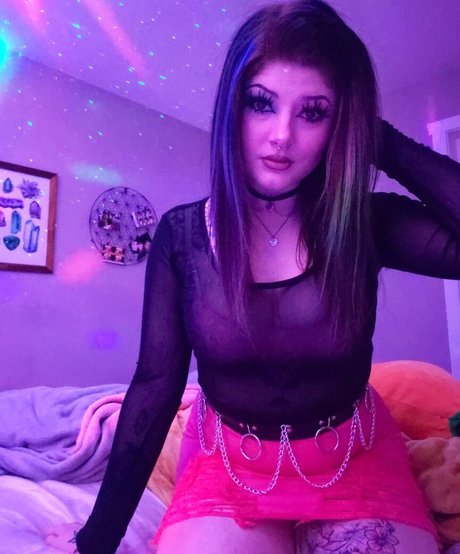 Blueberry Brooks model hot pictures