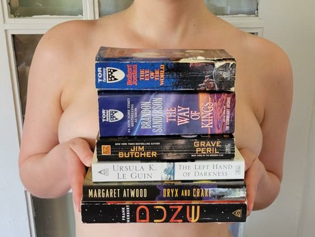 MarieAtwood star free photo