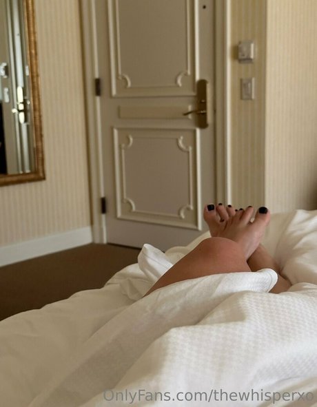 thewhisperxo pornographic actress galleries