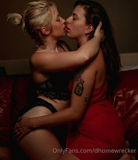 dhomewrecker pretty actress photo