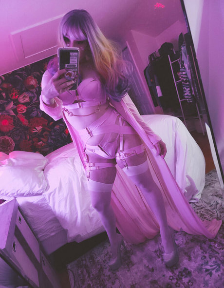 yokaioppai model nude pictures