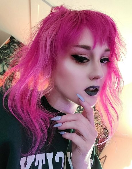 yokaioppai star naked gallery