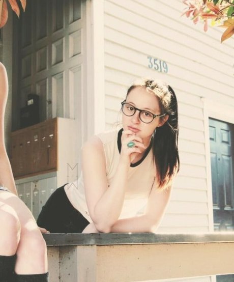 Girlfriend Reviews nude star photos