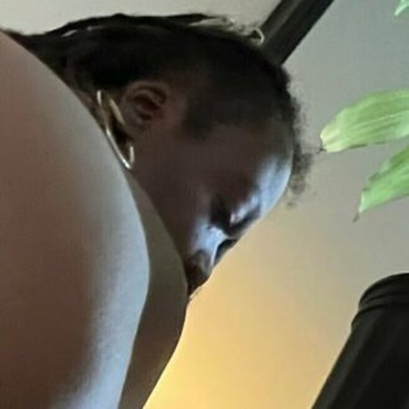 freethixen star erotic archive