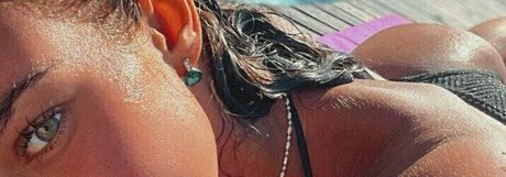 curvy teen onlyfans pornographic photos