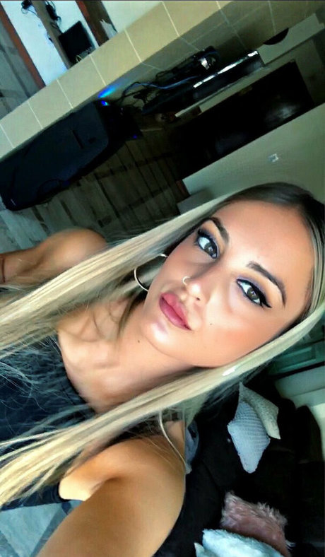 abby es erotic model pictures