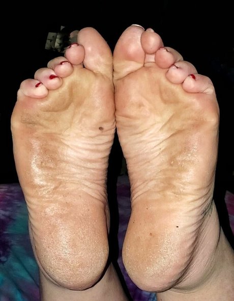 teen asian onlyfans naked photo