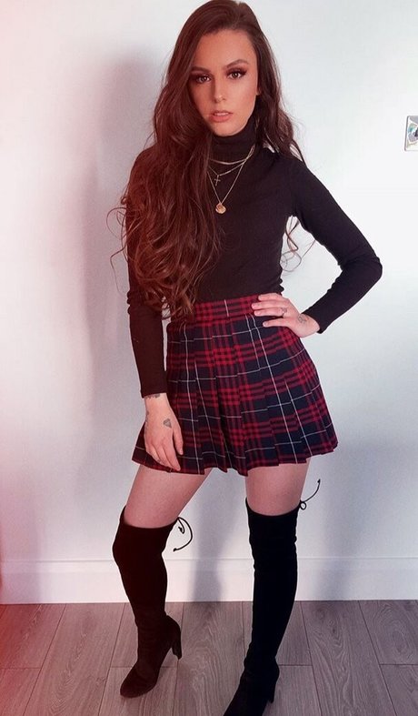 Cher Lloyd model hd galleries