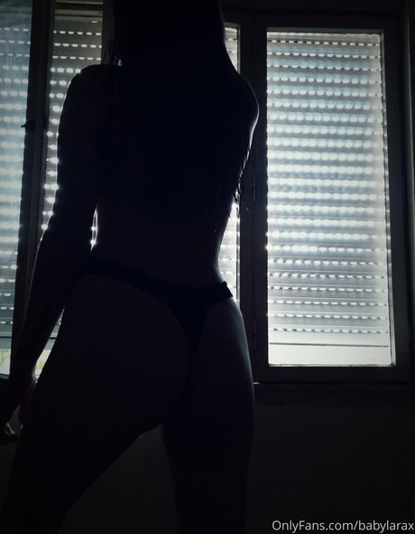 laraxxxb nice star photo