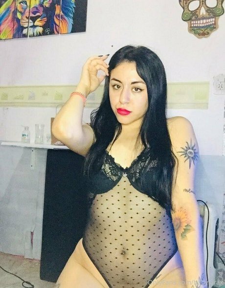 laraxxxb nice model archive