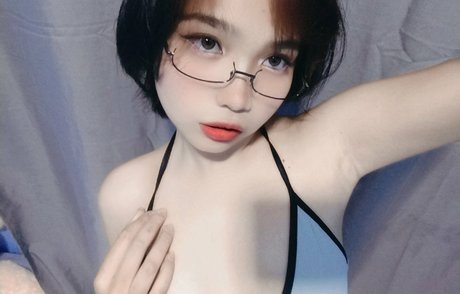 AraNikolaev art pornstar pic