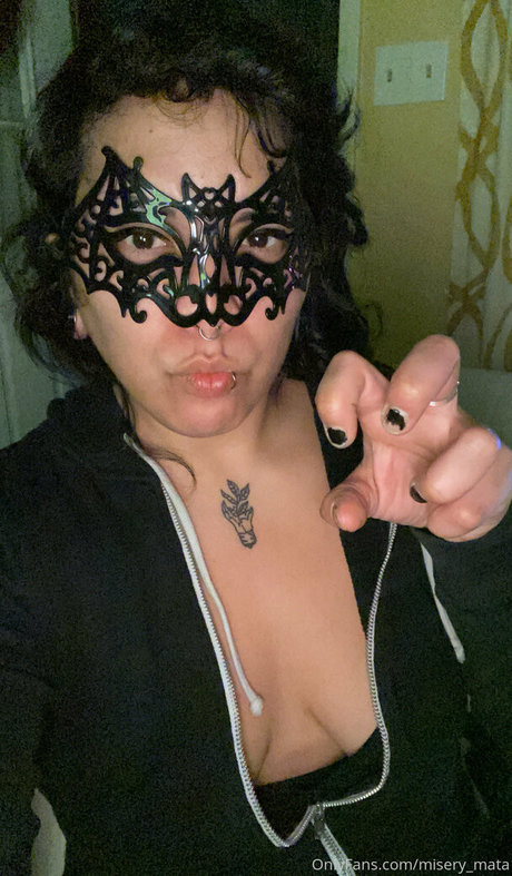 mirari mata sex pornstar pics