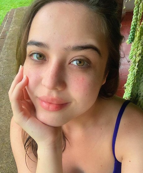 Bella Piero model naked galleries