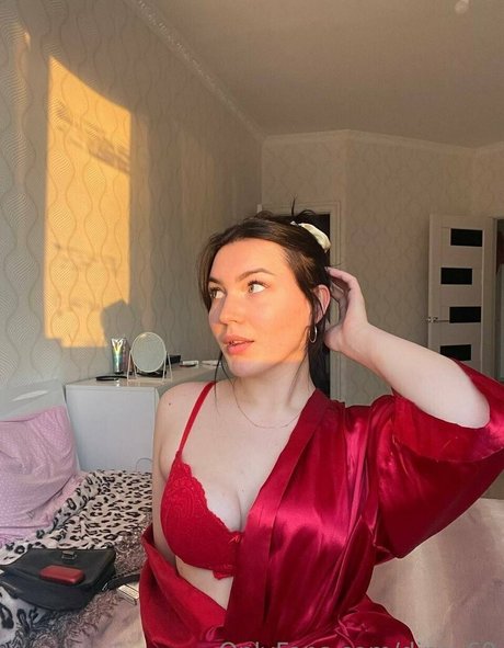 dina 69 porn actress pics