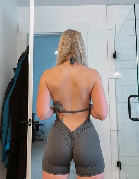 Violet walker66 pornstar exclusive image