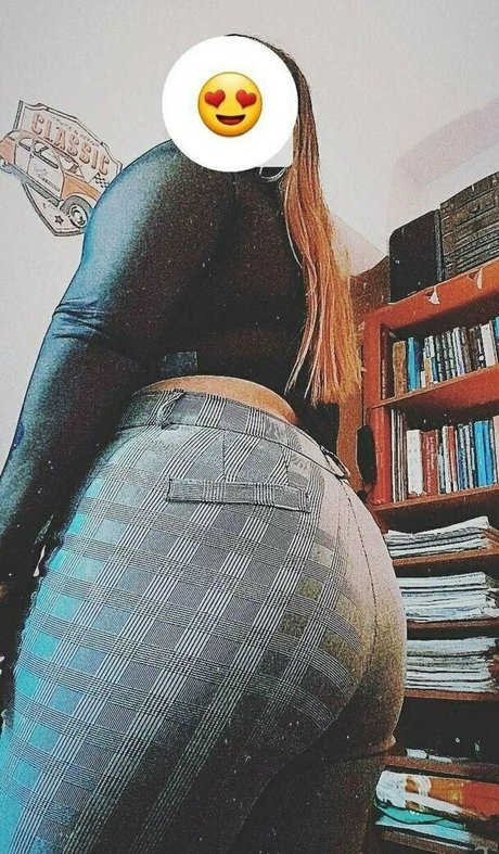 ladama22 xxx model pictures