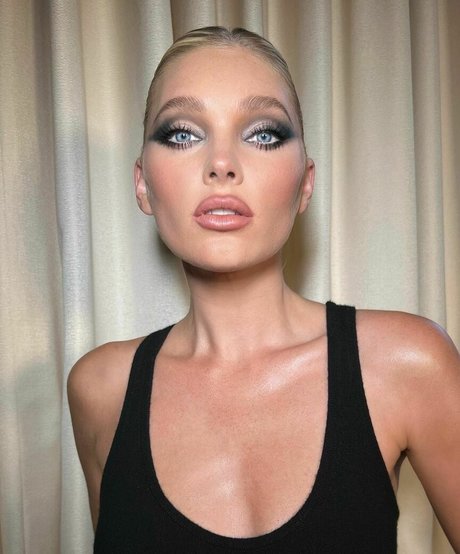 Elsa Hosk star picture