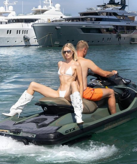 Elsa Hosk sexy model archive