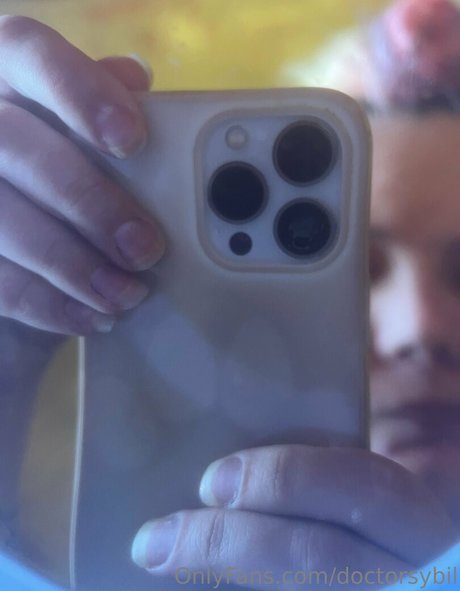 doctorsybil nudes model pictures