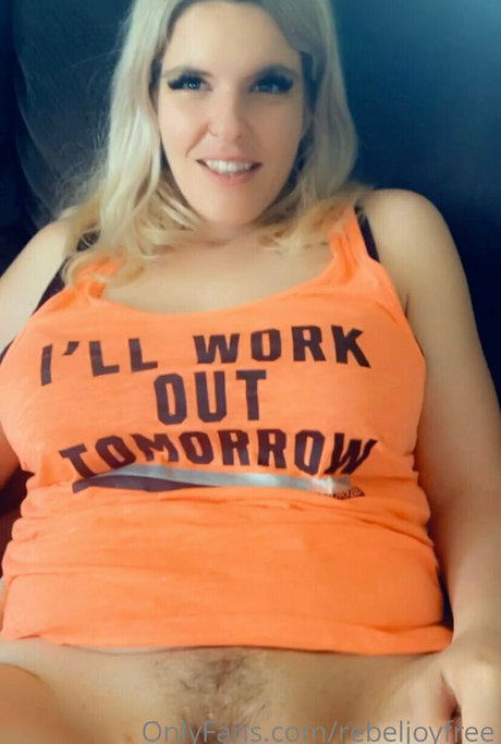 rebeljoyfree sex model photo