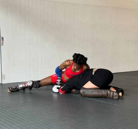 angieoverkill star erotic pictures