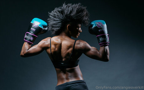 angieoverkill sexy model pics