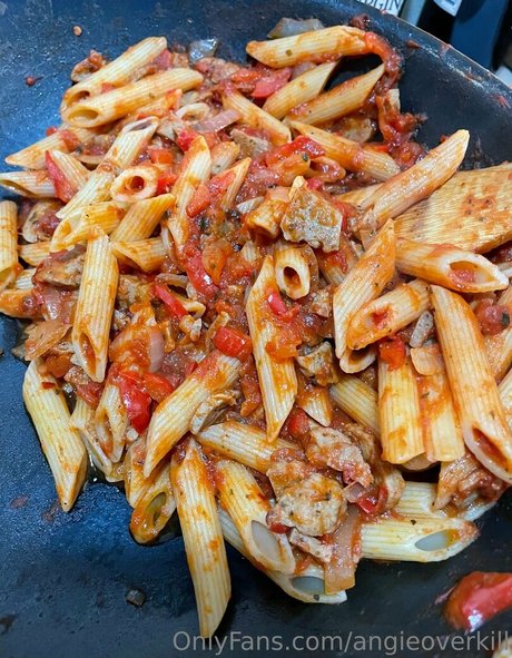 angieoverkill pornographic star picture