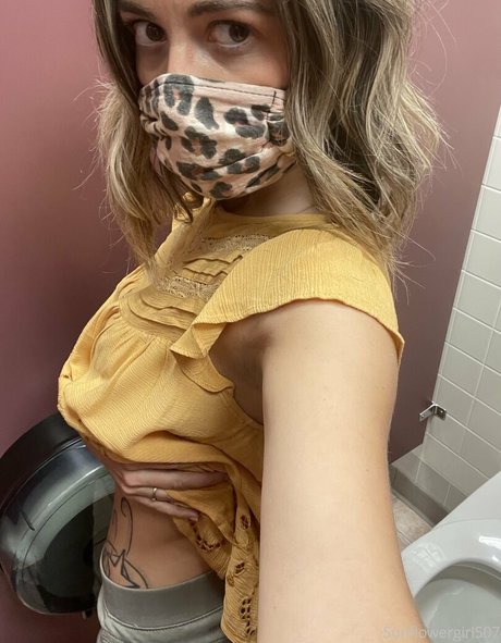 clever belle5 pornstar beautiful photo