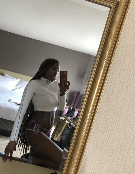 krazyyy4k adult actress photos