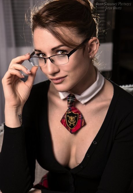 Scarlet Muse Cosplay xxx actress pics