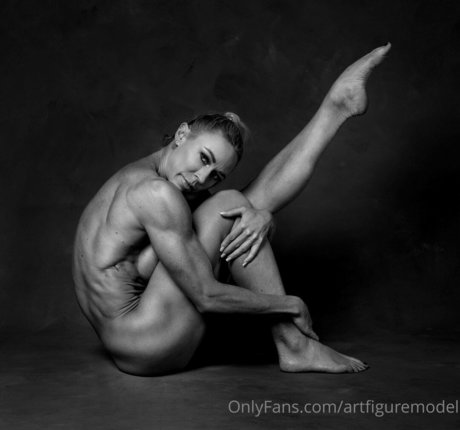 artfiguremodel sex model img