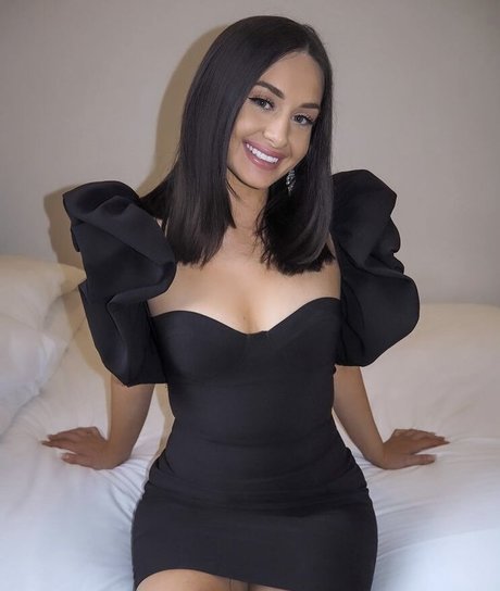 Brittany Carter exclusive model photo