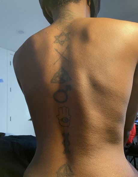 dreamofdevyn model beautiful pic