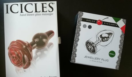 piercedpussysiren model beautiful pic