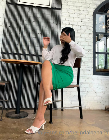 belindaleehana pretty model img